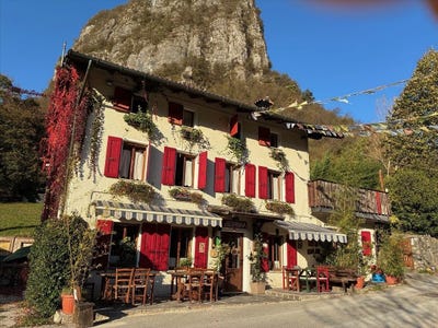 /international/it/frazione-canal-40-32032-feltre-bl-italy-feltre-veneto-310108514168/