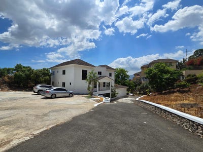 /international/jm/30-beverly-drive-unit-apt-a-kingston-6-st-andrew-parish-310108554112/