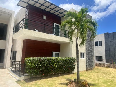 /international/jm/16-18-russell-heights-unit-6-kingston-8-st-andrew-parish-310108528869/