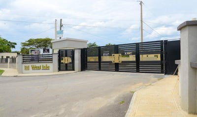/international/jm/west-isle-unit-16-little-london-westmoreland-parish-310107790561/