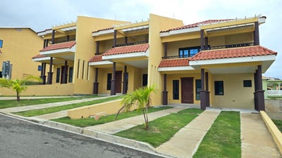 /international/jm/22-hummingbird-estate-trelaw-greenside-trelawny-parish-310107065228/