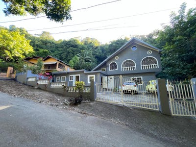 /international/jm/1a-widcombe-road-kingston-6-st-andrew-parish-310107836565/