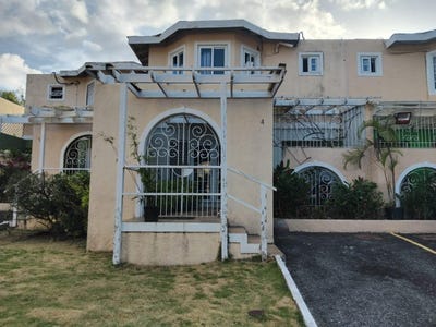 /international/jm/4-28-davis-avenue-unit-strata-montego-bay-st-james-parish-310108868473/?lang=fr