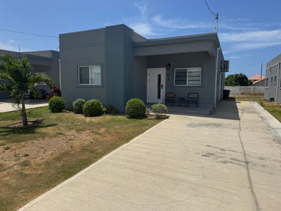 /international/jm/portridge-estate-portmor-unit-c-20-bernard-lodge-saint-catherine-parish-310108288173/