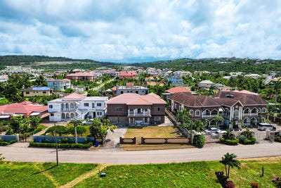 /international/jm/bridgewater-unit-73-discovery-bay-st-ann-parish-310106486796/
