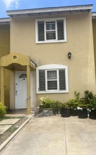 /international/jm/248-unions-estate-central-village-saint-catherine-parish-310107588516/