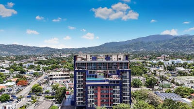 /international/jm/20-south-avenue-kingston-10-st-andrew-parish-310106855718/