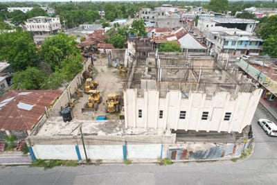 /international/jm/6-8-martin-street-spanish-town-saint-catherine-parish-310107424889/