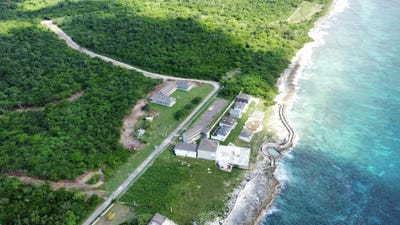 /international/jm/secret-paradise-resort-n-negril-westmoreland-parish-310107619191/