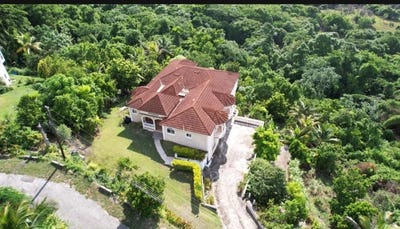 /international/jm/24-round-hill-round-hill-hanover-parish-310107472679/