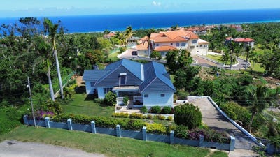 /international/jm/seaview-avenue-ironshore-montego-bay-st-james-parish-310106632573/