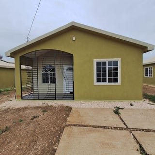 /international/jm/31-paprika-dr-phoenix-park-lot-1330-phoenix-park-westmoreland-parish-310108994087/