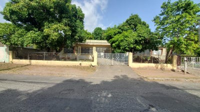 /international/jm/8-pamela-drive-kingston-20-st-andrew-parish-310108840689/