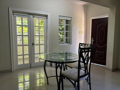 /international/jm/462-dorchester-drive-unit-1-ironshore-st-james-parish-310100987438/?lang=en