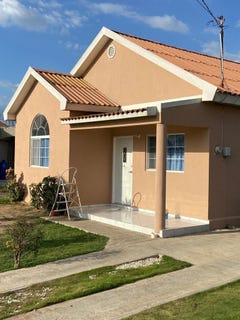 /international/jm/castries-place-caribbean-lot-a83-greater-portmore-saint-catherine-parish-310107706197/