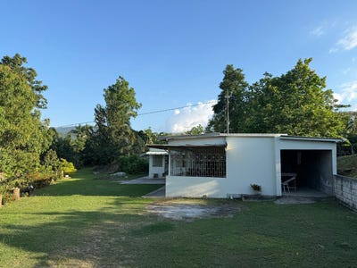 /international/jm/3-hyde-park-st-catherine-bog-walk-saint-catherine-parish-310108263474/