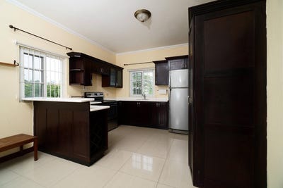 /international/jm/14-washington-drive-kingston-10-st-andrew-parish-310101247432/?lang=en