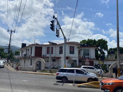 /international/jm/96-constant-spring-road-kingston-10-st-andrew-parish-310107187449/