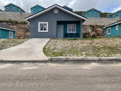 /international/jm/160-edmund-ridge-estate-montego-bay-st-james-parish-310101042763/