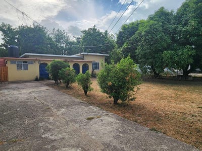 /international/jm/11a-lounsbury-avenue-kingston-8-st-andrew-parish-310108272596/