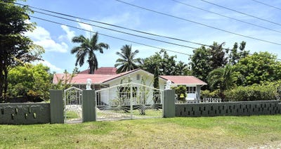 /international/jm/80-dolphin-bay-portland-port-antonio-portland-parish-310107044445/