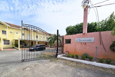 /international/jm/1-4-maeven-avenue-unit-12-kingston-6-st-andrew-parish-310101247438/?lang=en