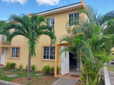 /international/jm/27-rochester-avenue-unit-1-kingston-8-st-andrew-parish-310100931172/