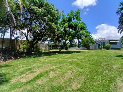 /international/jm/15-16-tower-hill-tower-isle-st-mary-parish-310108327406/