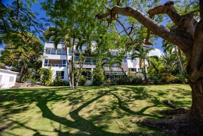 /international/jm/1-skyline-close-unit-1-kingston-6-st-andrew-parish-310105820279/