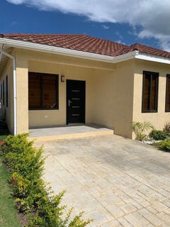 /international/jm/37-happy-cove-estate-ocho-rios-st-ann-parish-310108288532/
