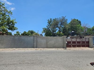 /international/jm/51-chisholm-avenue-kingston-13-st-andrew-parish-310108040316/