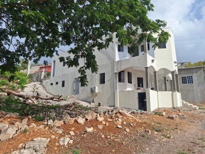 /international/jm/85-belle-air-ph-3-blk-a-sc2-belle-air-st-ann-parish-310101408772/?lang=en