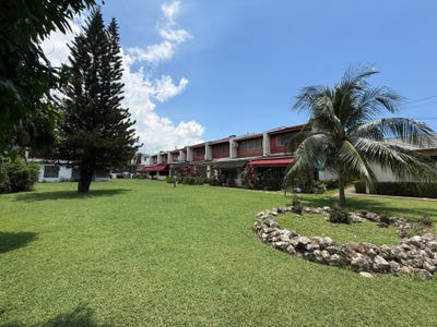 /international/jm/5-devon-road-unit-23-kingston-10-st-andrew-parish-310107298409/