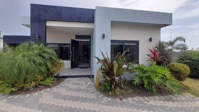/international/jm/493-paradisiac-laughlands-st-ann-parish-310100960243/?lang=id