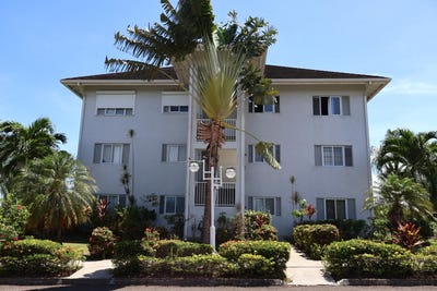 /international/jm/ferncourt-richmond-unit-b101-laughlands-st-ann-parish-310107768035/