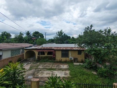 /international/jm/20-clydesdale-avenue-kingston-20-st-andrew-parish-310108005004/