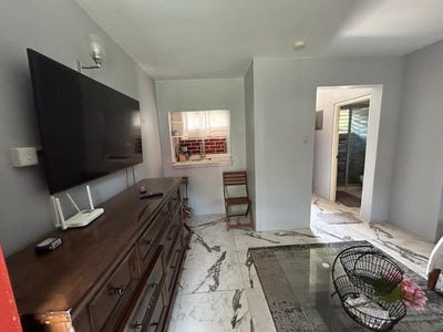/international/jm/3-hillside-drive-unit-s5-kingston-19-st-andrew-parish-310108868471/?lang=it