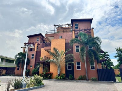 /international/jm/8-dorsetshire-avenue-unit-c20-kingston-19-st-andrew-parish-310108810265/