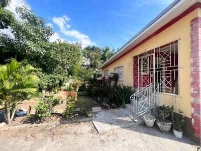 /international/jm/1-seabreeze-avenue-kingston-2-kingston-parish-310101247684/?lang=en