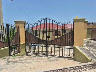 /international/jm/tiara-close-queen-hill-unit-b-3-kingston-19-st-andrew-parish-310108840727/?lang=it