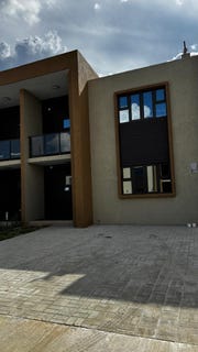 /international/jm/phase-3-oak-estate-unit-271-bernard-lodge-saint-catherine-parish-310107620793/