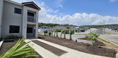 /international/jm/calabash-drive-savannah-a-discovery-bay-st-ann-parish-310100557724/?lang=en