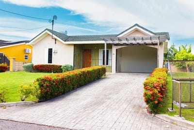 /international/jm/owl-street-drax-hall-manor-phase-1-drax-hall-estate-st-ann-parish-310108528345/