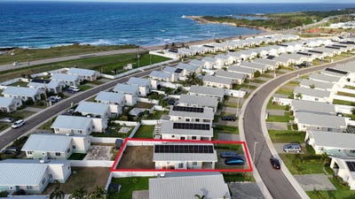 /international/jm/seaweed-oceanpointe-unit-40-lucea-hanover-parish-310106487668/
