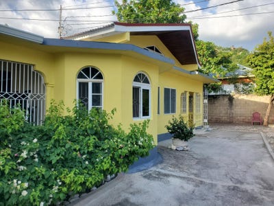 /international/jm/16-morningside-drive-kingston-19-st-andrew-parish-310101042878/?lang=en