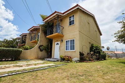 /international/jm/9-walton-close-greater-portmore-saint-catherine-parish-310108623018/