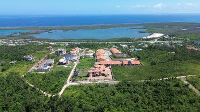 /international/jm/greenside-falmouth-unit-36-falmouth-trelawny-parish-310108135277/