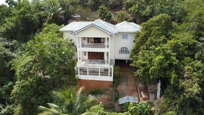 /international/jm/lot-13-maverly-mountain-swan-s-kingston-19-st-andrew-parish-310101042875/?lang=it