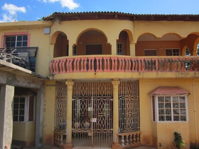 /international/jm/1-north-st-john-s-heights-spani-unit-lot-16-spanish-town-saint-catherine-parish-310101083944/?lang=es