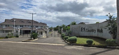 /international/jm/40-country-walk-richmond-es-unit-b1-richmond-st-ann-parish-310106247056/?lang=it
